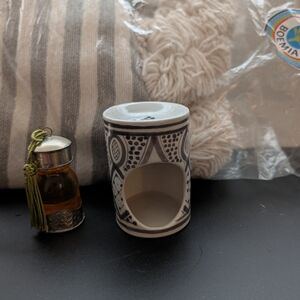 Atelier Bormis Set Diffuser W/Vetiver Essential Oil And Iris Throw Gray/ White